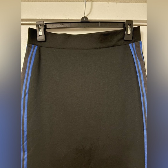 NWOT ZARA Black Blue Side Stripe Athleisure Pencil Jersey Midi Skirt Medium M - Picture 3 of 3